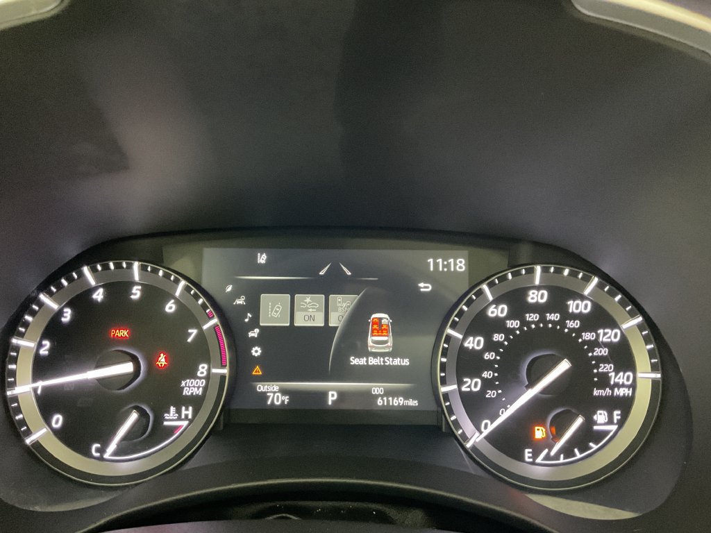 Used 2020 Toyota Highlander XLE AWD/4WD image 30