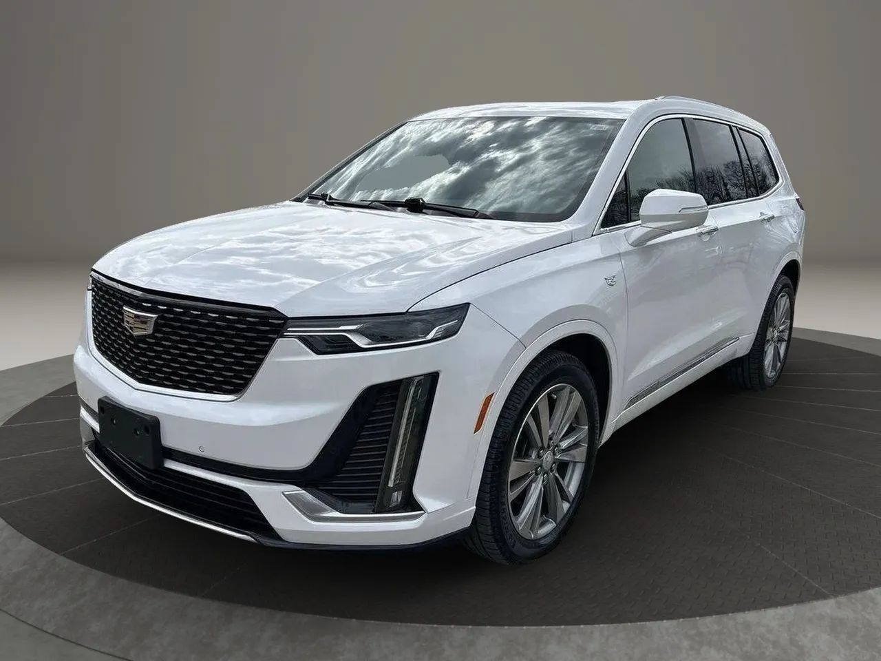 Used 2023 Cadillac XT6 Premium Luxury AWD/4WD image 1