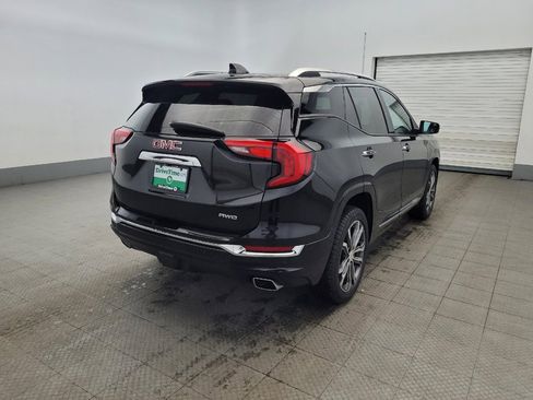 Used 2019 GMC Terrain Denali w/ Advanced Safety Package image 9