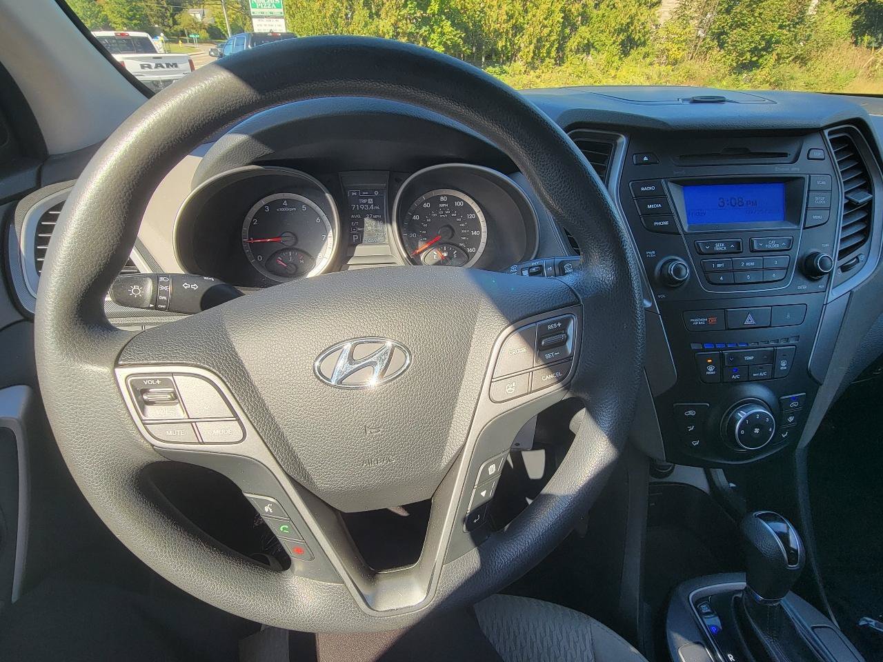 Used 2015 Hyundai Santa Fe Sport AWD/4WD image 13