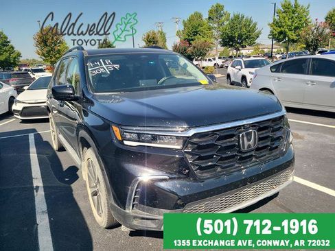 Used 2024 Honda Pilot Touring image 2