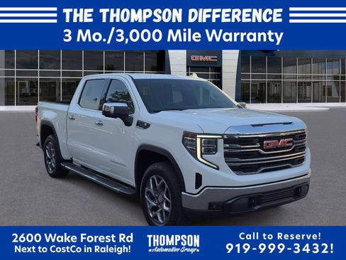 Used 2023 GMC Sierra 1500 SLT w/ SLT Premium Package AWD/4WD image 1
