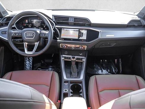 Certified 2025 Audi Q3 2.0T Premium Plus w/ Premium Plus Package image 21