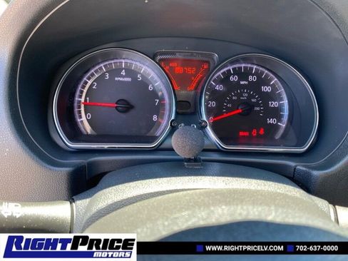 Used 2013 Nissan Versa SV image 15