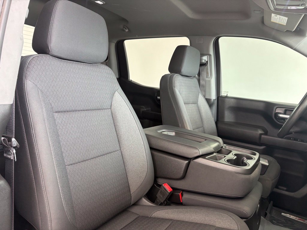 Used 2022 Chevrolet Silverado 1500 Custom Trail Boss w/ LPO, Dark Essentials Package AWD/4WD image 31