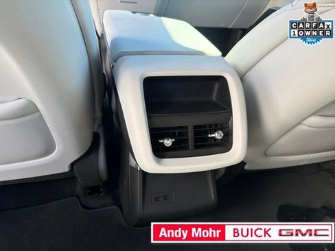 Used 2025 Cadillac Lyriq Sport AWD/4WD image 20