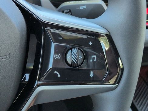 New 2026 BMW i5 eDrive40 w/ Premium Package image 27