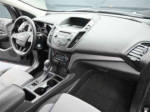 Used 2017 Ford Escape SE image 41
