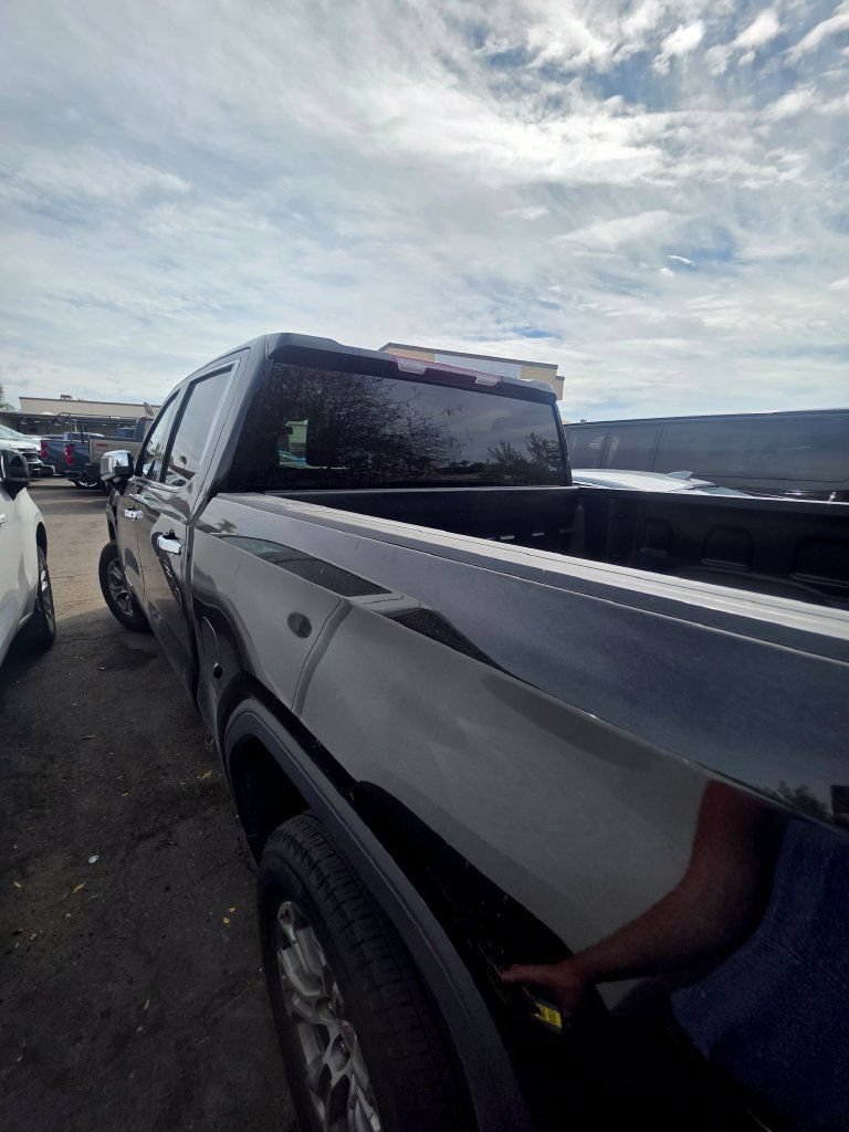 Used 2025 GMC Sierra 1500 SLT RWD image 3