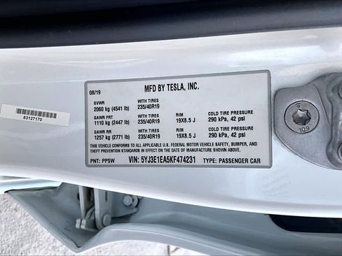 Used 2019 Tesla Model 3 Standard Range RWD image 31