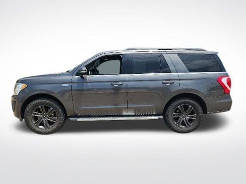 Used 2019 Ford Expedition XLT w/ Equipment Group 202A AWD/4WD image 6