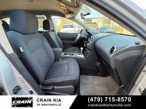 Used 2013 Nissan Rogue S image 31