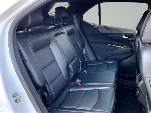 Used 2023 Chevrolet Equinox RS w/ RS Leather Package AWD/4WD image 28