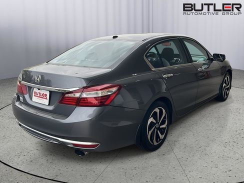 Used 2016 Honda Accord EX image 6