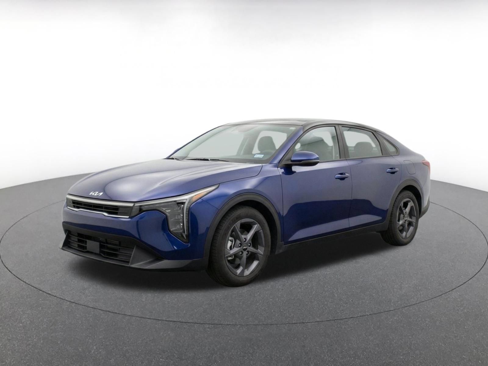 Used 2026 Kia K4 FWD image 3