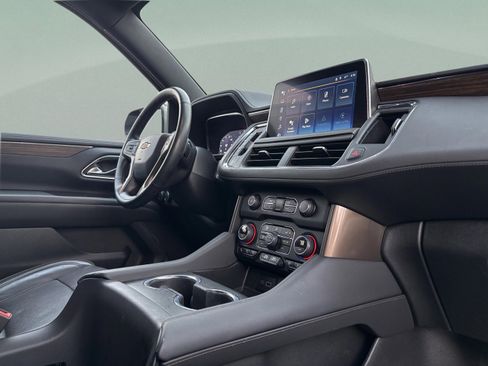 Used 2024 Chevrolet Suburban High Country w/ Max Trailering Package image 22