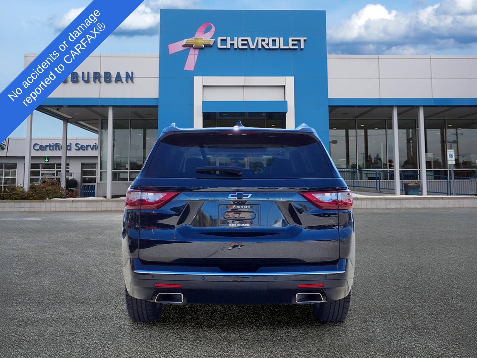 Used 2020 Chevrolet Traverse Premier w/ LPO, Blackout Package AWD/4WD image 7