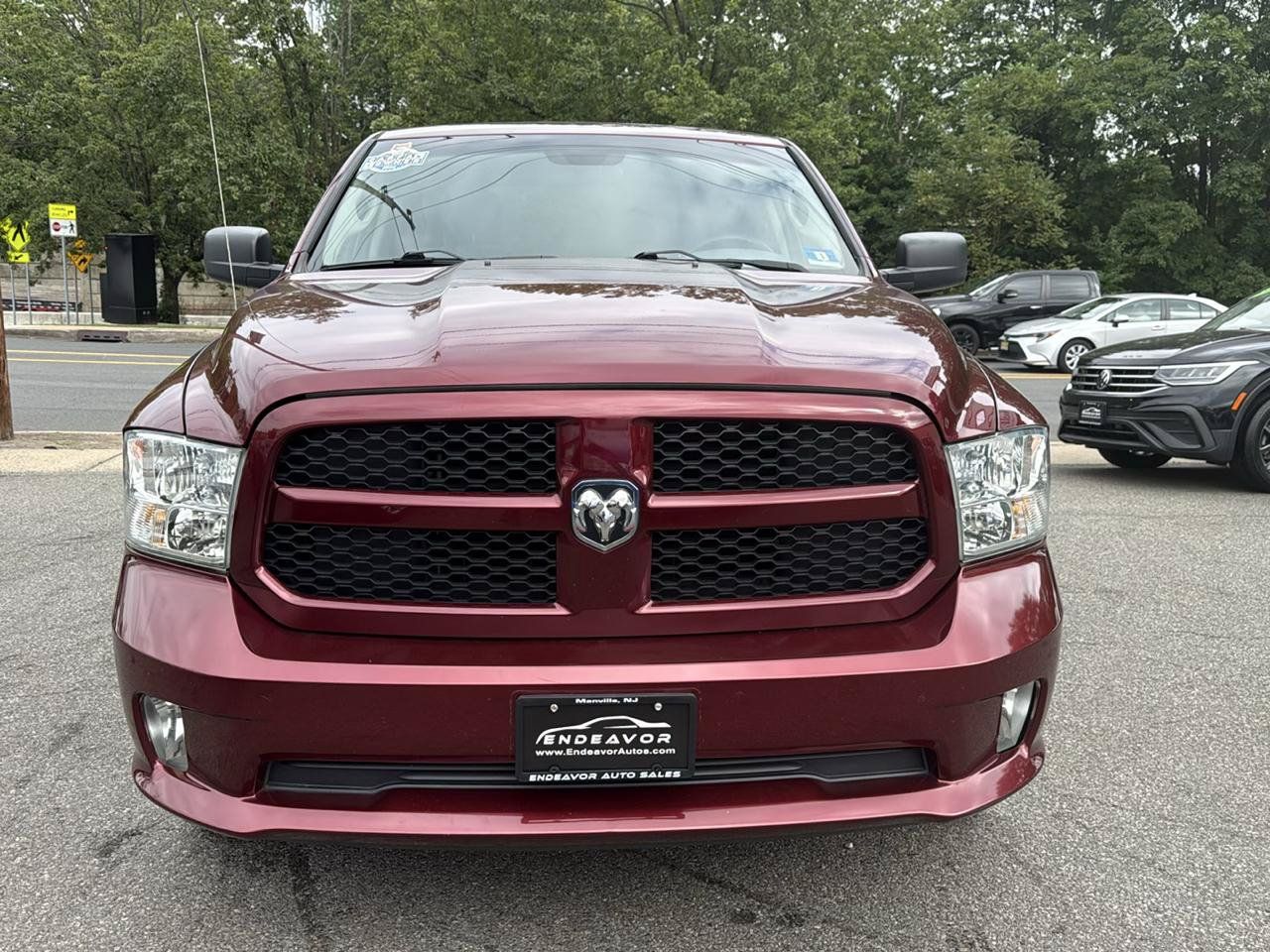 Used 2018 RAM 1500 Express AWD/4WD image 2