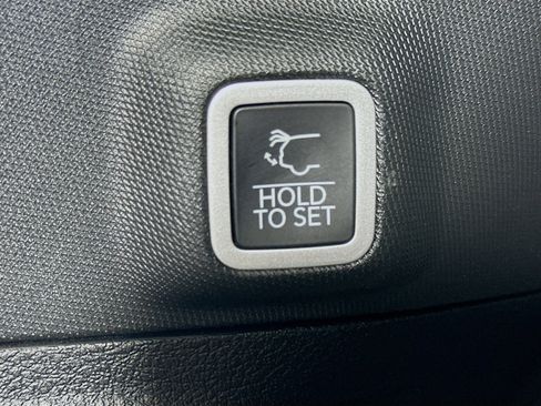 Used 2024 Jeep Grand Cherokee Limited 4xe image 31