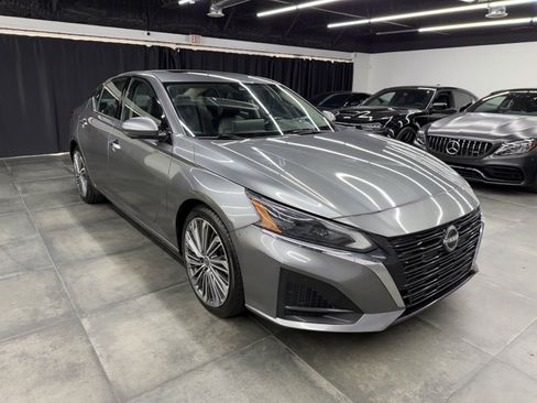 Used 2023 Nissan Altima 2.5 SL image 9