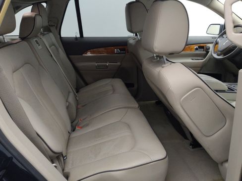 Used 2013 Lincoln MKX FWD image 19