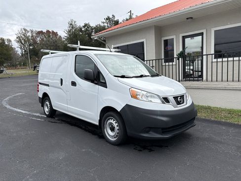 Used 2018 Nissan NV200 S image 1