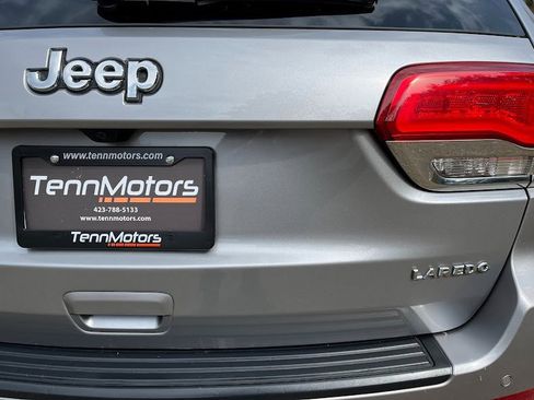 Used 2018 Jeep Grand Cherokee Laredo image 49