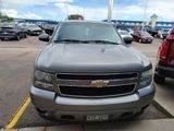 Used 2008 Chevrolet Suburban LT image 2