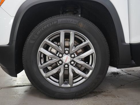 Used 2017 GMC Acadia SLT AWD/4WD image 31