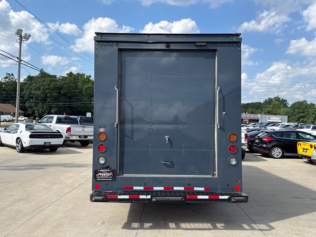 Used 2022 Ford Transit 350 DRW RWD image 20