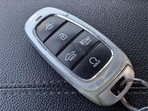 Used 2023 Hyundai Santa Cruz SEL image 31