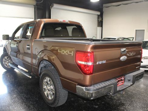 Used 2011 Ford F150 XLT w/ XLT Chrome Pkg image 4