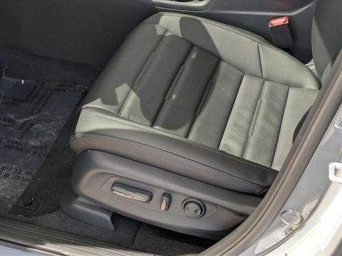 New 2026 Honda CR-V EX-L image 4