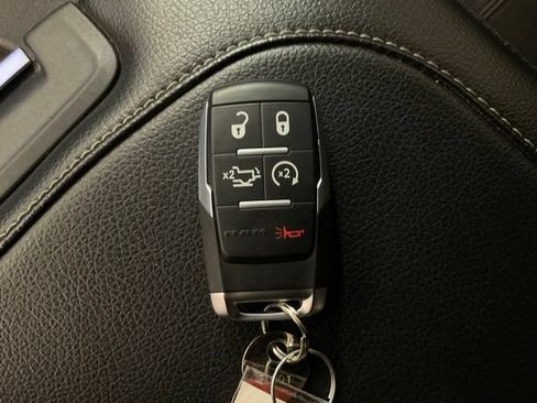 Used 2022 RAM 2500 Laramie AWD/4WD image 28