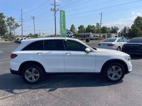 Used 2021 Mercedes-Benz GLC 300 image 9