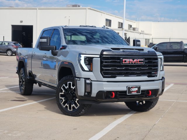 Used 2024 GMC Sierra 2500 AT4 w/ AT4 Premium Plus Package AWD/4WD image 2