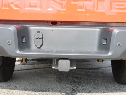 Certified 2025 Nissan Frontier PRO-4X AWD/4WD image 6