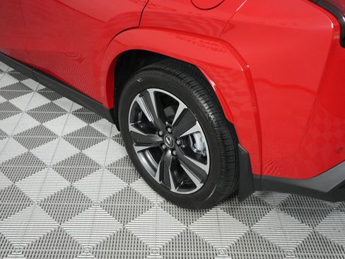 Certified 2025 Lexus UX 300h FWD image 8