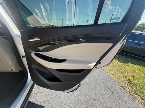 Used 2017 Buick Envision Preferred image 20