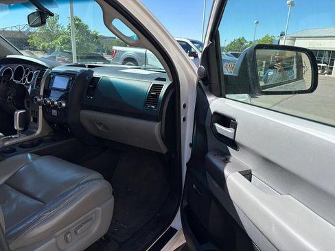 Used 2016 Toyota Sequoia Limited w/ Safety & Convenience Package AWD/4WD image 29