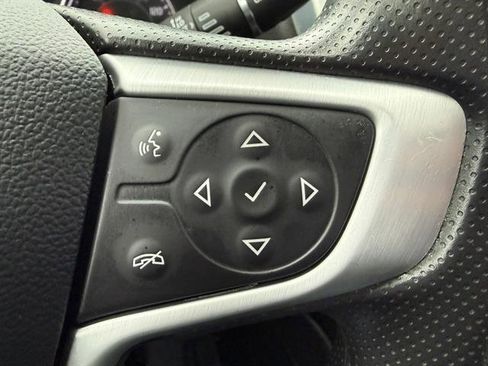 Used 2022 GMC Acadia SLE w/ Driver Convenience Package image 18