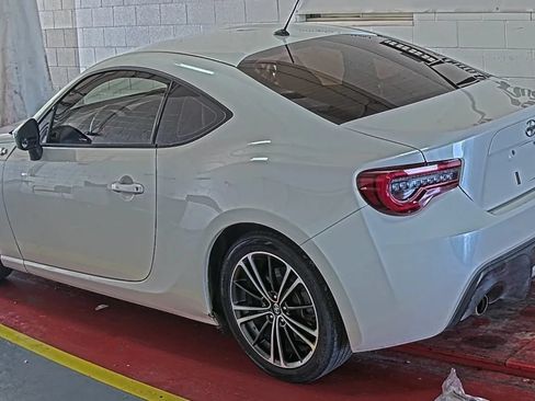 Used 2013 Scion FR-S RWD image 4