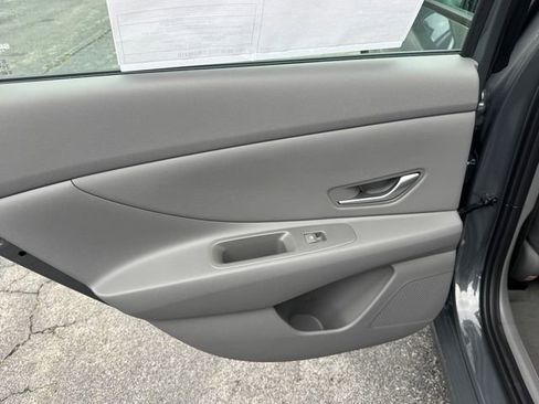 New 2026 Hyundai Elantra Sport FWD image 18