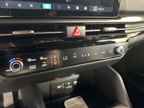 New 2026 Kia Sportage X-Line AWD/4WD image 21