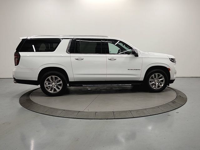 Used 2023 Chevrolet Suburban Premier RWD image 9