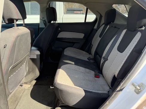 Used 2015 Chevrolet Equinox LS image 8