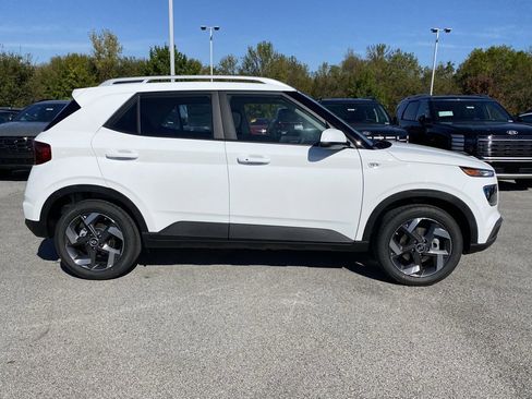 New 2026 Hyundai Venue SEL image 8