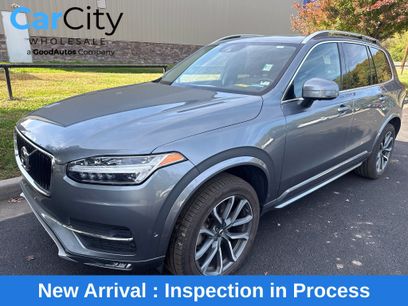 Used 2018 Volvo XC90 T5 Momentum w/ Convenience Package