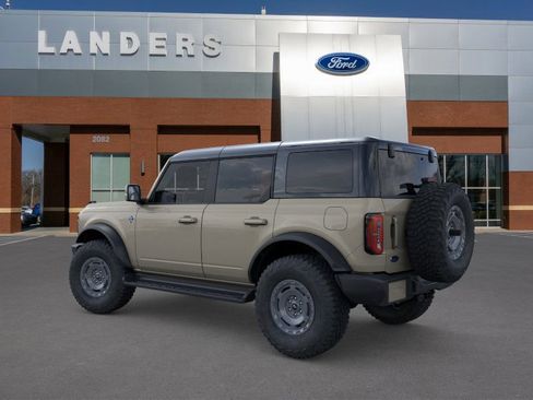 New 2025 Ford Bronco Outer Banks w/ Sasquatch Package image 4