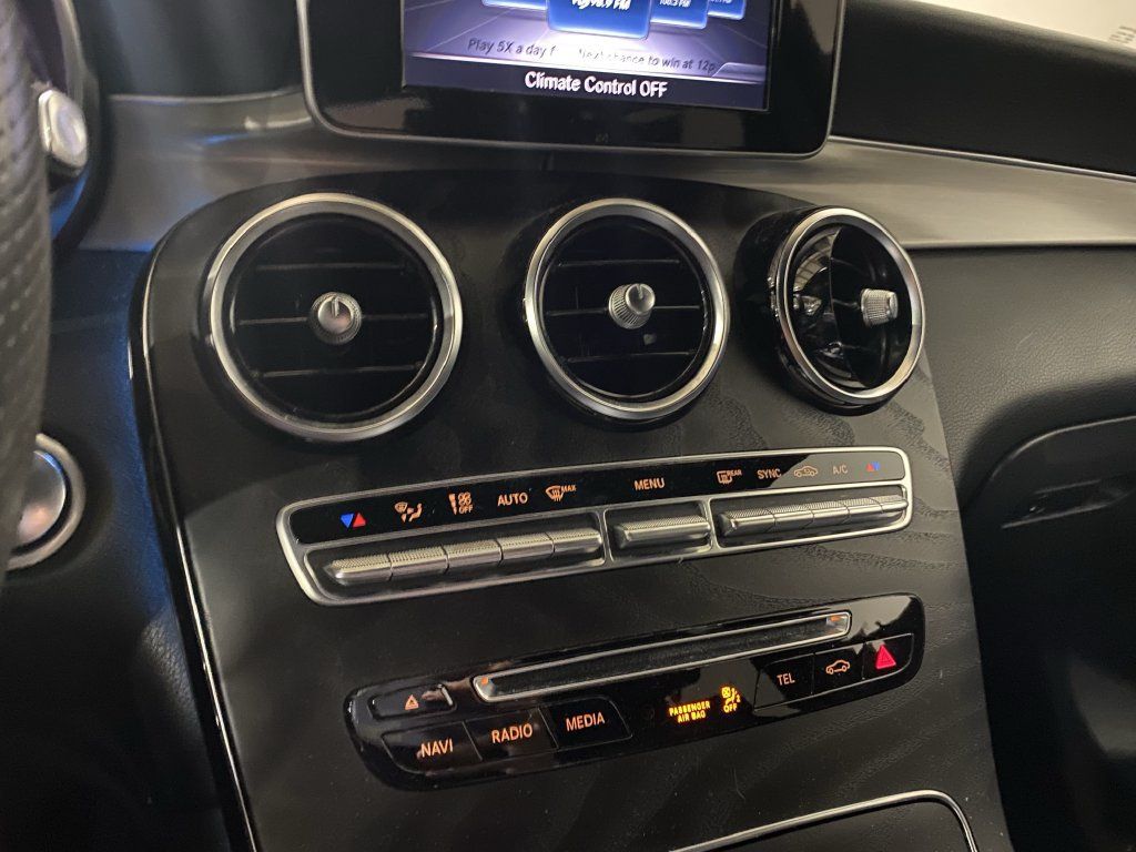 Used 2019 Mercedes-Benz GLC 300 image 8